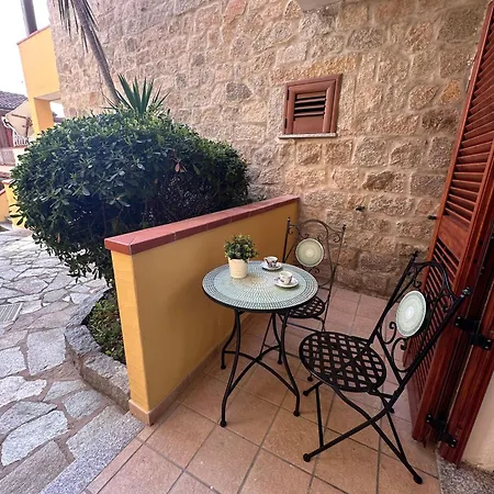 Dolfa House Апартаменты Санта-Тереза-Галлура